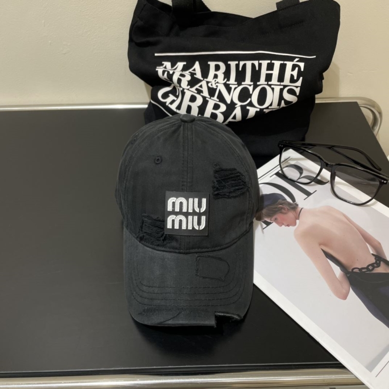 M*um*u